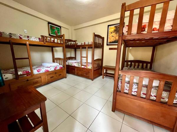 Hostel Manaus : photo 1 de la chambre lit dans dortoir pour femmes de 6 lits