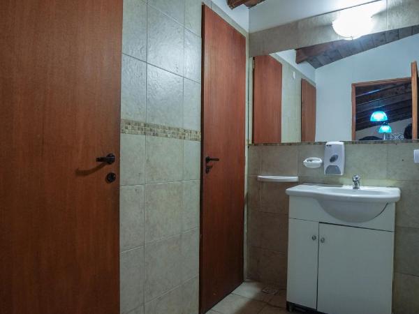 Tangoinn Hostel Downtown : photo 4 de la chambre lit dans dortoir de 8 lits