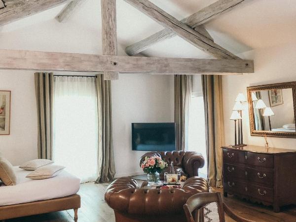 Hotel Château Des Alpilles : photo 1 de la chambre suite junior - vue sur jardin