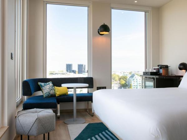 Aloft Strasbourg City Centre : photo 1 de la chambre chambre lit king-size