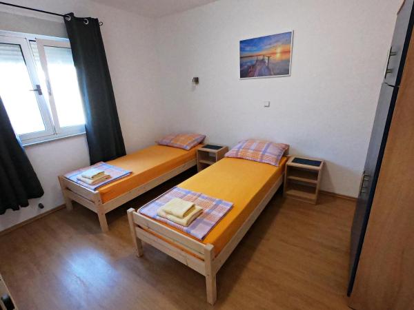 Villa Antonia : photo 9 de la chambre appartement - rez-de-chaussée