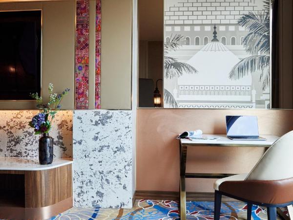 Valia Hotel Bangkok : photo 8 de la chambre suite junior avec accès au salon club