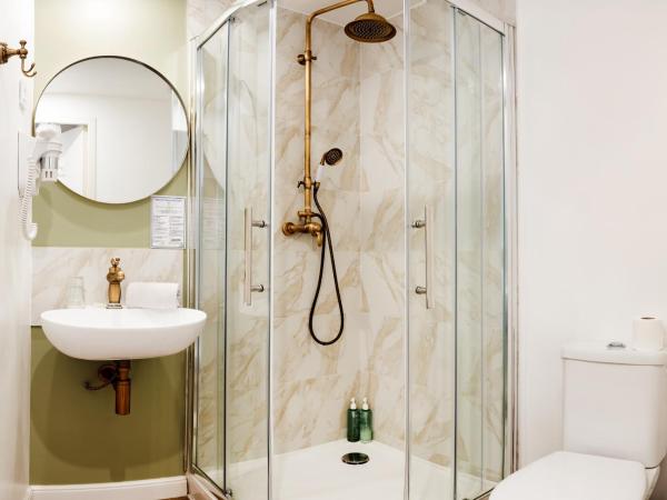 Hôtel De France Et De Guise - 1891 : photo 3 de la chambre suite 2 chambres