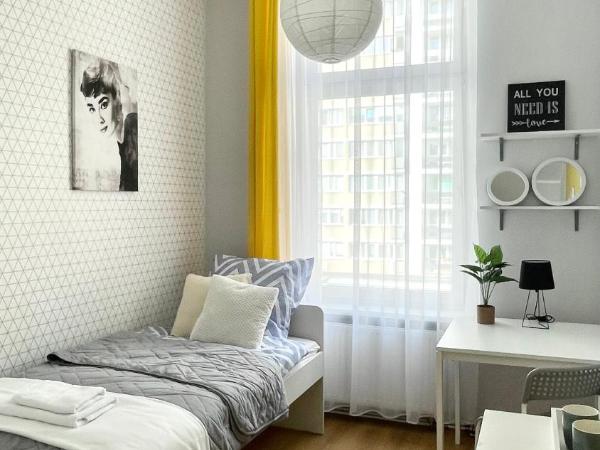 Beautiful rooms in the center : photo 1 de la chambre chambre simple