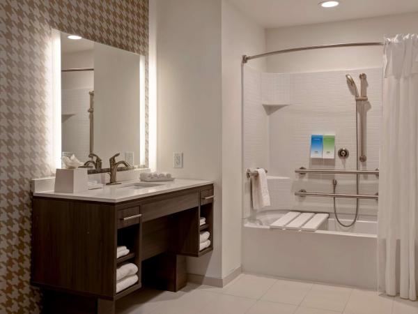 Home2 Suites By Hilton Charlotte Northlake : photo 5 de la chambre suite studio lit king-size - adaptée aux personnes malentendantes - non-fumeurs