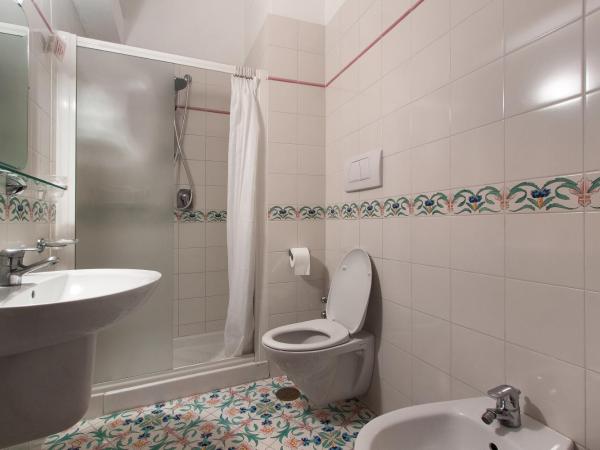 Hotel Metropole : photo 6 de la chambre chambre double - vue sur mer