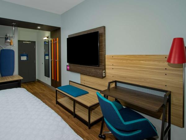 Tru By Hilton Columbus Airport : photo 2 de la chambre chambre lit king-size