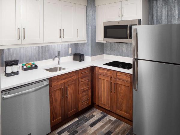 Homewood Suites by Hilton Boston Seaport District : photo 1 de la chambre suite studio lit king-size