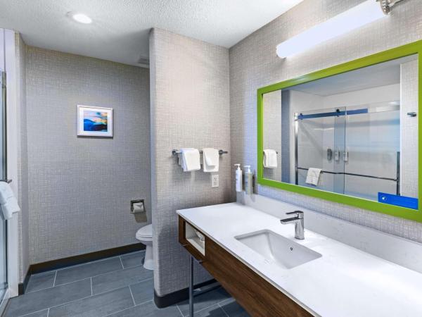 Hampton Inn & Suites Dallas I-30 Cockrell Hill, Tx : photo 2 de la chambre chambre lit king-size