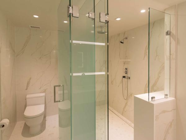 The Benson Portland, Curio Collection by Hilton : photo 5 de la chambre penthouse lit king-size - vue sur ville