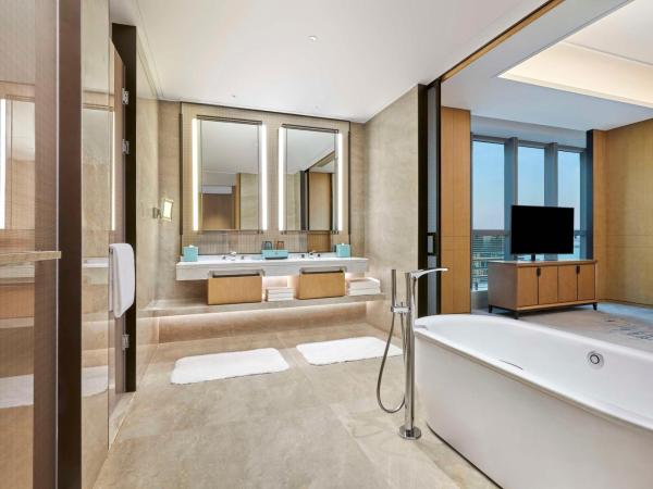 Doubletree By Hilton Suzhou Wuzhong : photo 7 de la chambre suite deluxe avec lit king-size