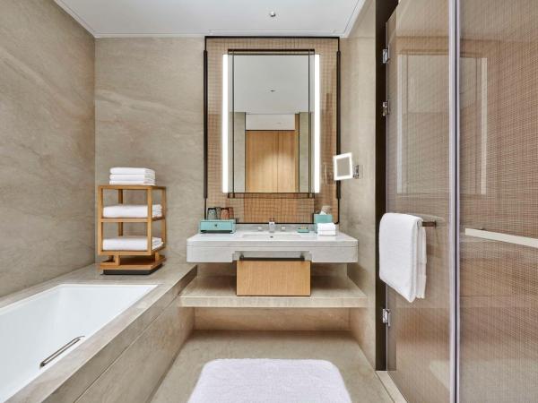 Doubletree By Hilton Suzhou Wuzhong : photo 5 de la chambre chambre lits jumeaux exécutive - accès au salon