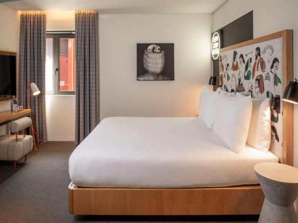 Se Catedral Hotel Porto, Tapestry Collection By Hilton : photo 1 de la chambre chambre lit king-size supérieure