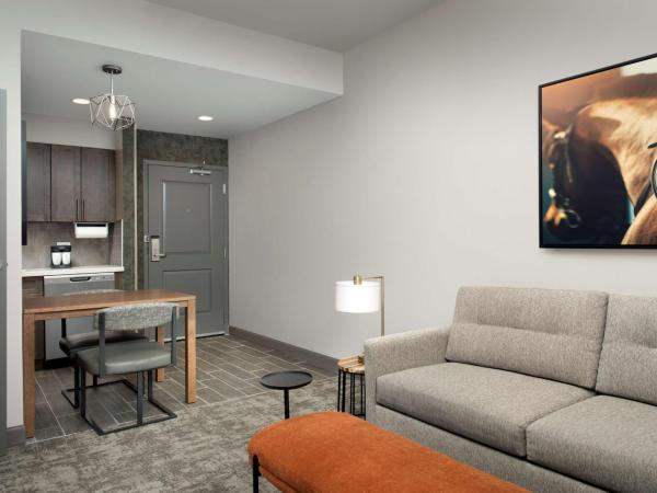 Homewood Suites By Hilton Louisville Airport : photo 4 de la chambre suite 2 chambres avec 2 lits queen-size