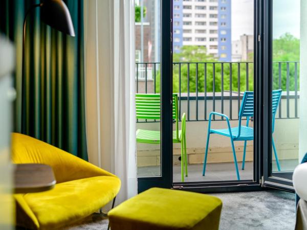 MERCURE Hotel Berlin Wittenbergplatz : photo 6 de la chambre chambre lit queen-size supérieure avec balcon