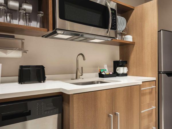 Home2 Suites By Hilton Colorado Springs I-25 Central : photo 5 de la chambre suite studio lit king-size