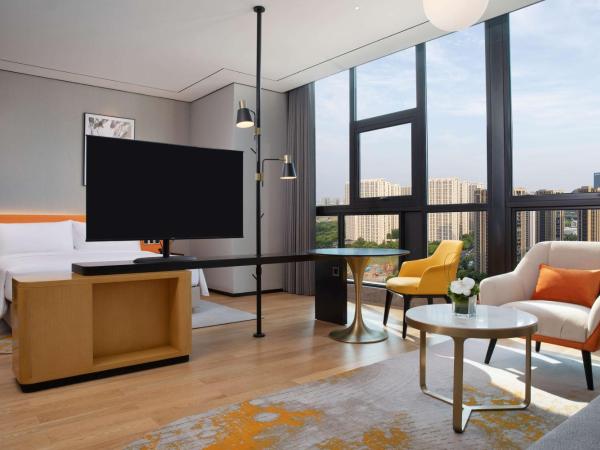 Hilton Garden Inn Hangzhou Xiaoshan : photo 2 de la chambre chambre lit king-size deluxe