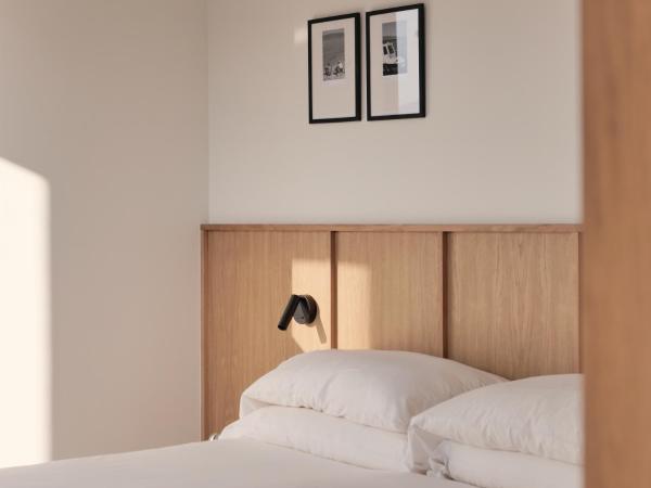 Hotel Moderne : photo 4 de la chambre chambre lit king-size standard