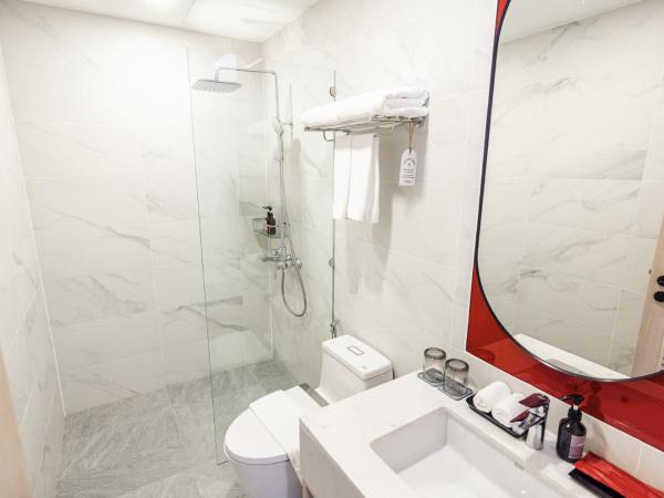 Hotel Midtown Ratsada : photo 9 de la chambre suite exécutive