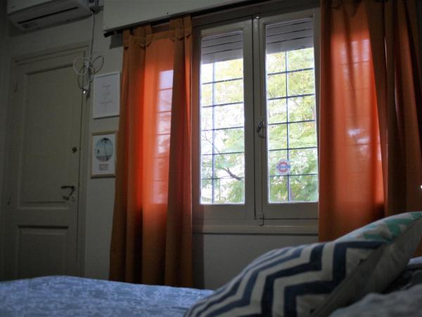 CORAGGIOSA : photo 9 de la chambre chambre double ou lits jumeaux avec salle de bains commune