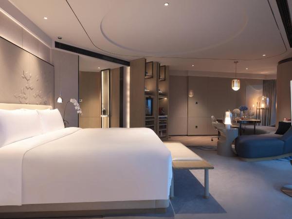 InterContinental Beijing Sanlitun, an IHG Hotel : photo 5 de la chambre suite junior lit king-size - vue sur ville