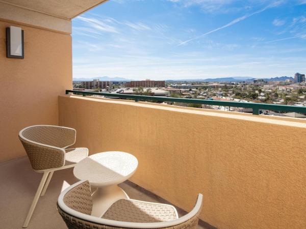 Tucson Marriott University Park : photo 7 de la chambre chambre 2 lits queen-size - niveau concierge