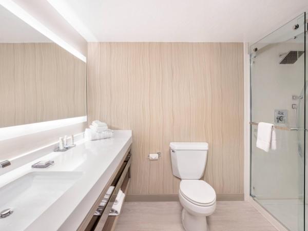 Tucson Marriott University Park : photo 9 de la chambre suite lit king-size avec canapé-lit