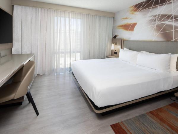 Tucson Marriott University Park : photo 9 de la chambre suite lit king-size avec canapé-lit - Étage concierge