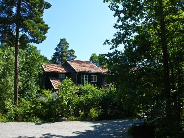 Bed&Breakfast in nature 12 min from city free bikes : photo 10 de la chambre petite chambre double