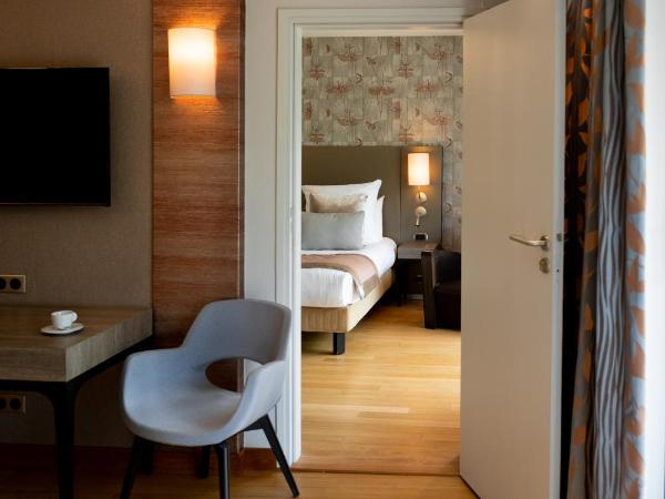 Hotel Parc Beaumont & Spa Pau - MGallery : photo 10 de la chambre suite familiale supérieure - 2 chambres communicantes - côté jardin