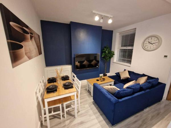 Cyfarthfa House : photo 3 de la chambre chambre double avec salle de bains commune