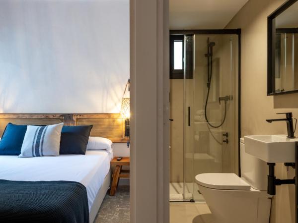 Hostal Boutique Es Menut : photo 9 de la chambre chambre double standard