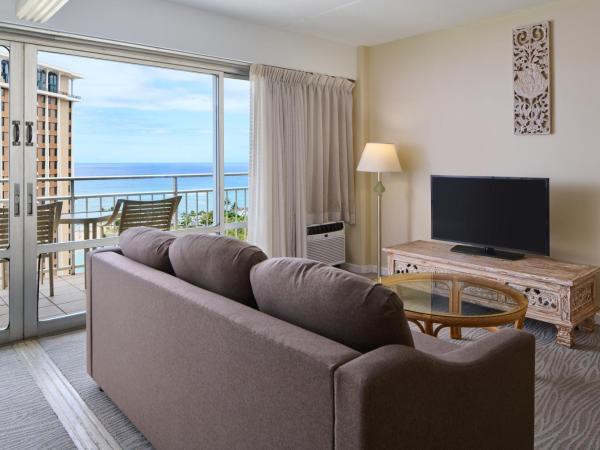 Ilikai Lite : photo 10 de la chambre chambre lit king-size - vue sur océan