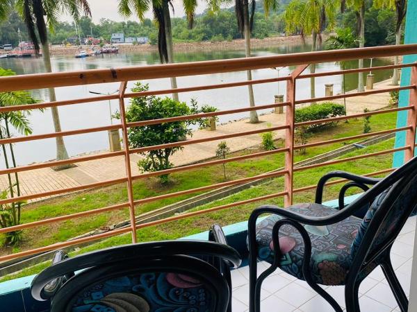 PD Lagoon Resort : photo 2 de la chambre chambre familiale avec balcon