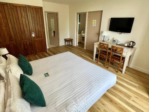 Hotel Restaurant Spa du Tumulus Carnac : photo 1 de la chambre chambre familiale