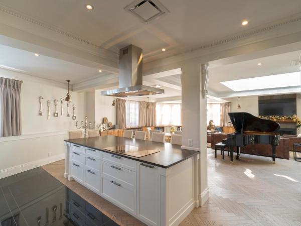 Hotel Port-Royal : photo 4 de la chambre suite présidentielle / bâtiment b / animaux non autorisé / groupes non admis