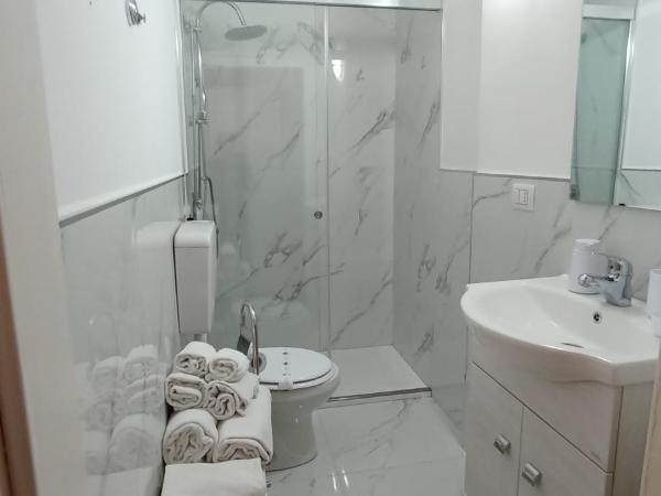 B&B Elios Rooms : photo 3 de la chambre chambre double ou lits jumeaux Économique