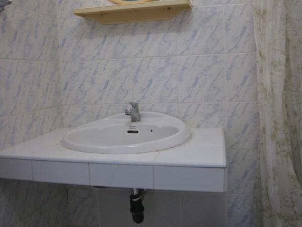 Sunshine Hotel : photo 9 de la chambre chambre double (1-2 adultes)