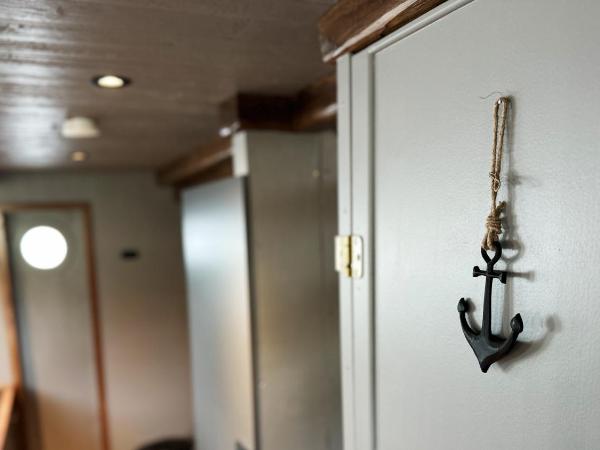 Houseboat Crescendo, a Floating Experience : photo 9 de la chambre mobile home