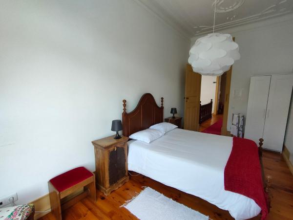 A Vianesa - Guest House : photo 4 de la chambre chambre double avec salle de bains commune