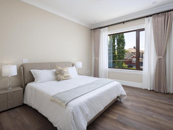 Vancouver Vacation Home : photo 2 de la chambre chambre lit king-size deluxe