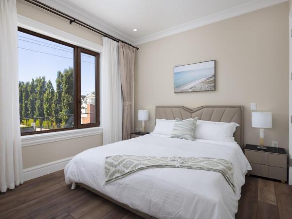 Vancouver Vacation Home : photo 4 de la chambre suite familiale avec balcon