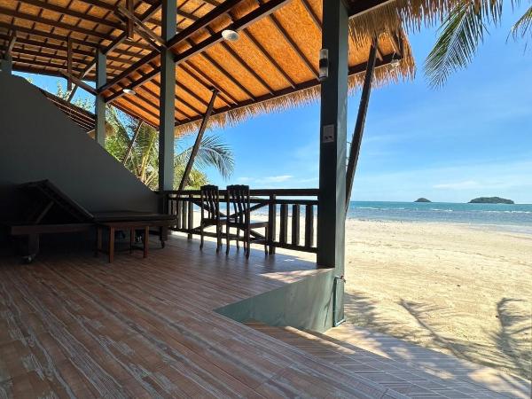 Kai Bae Beach Resort Koh Chang : photo 3 de la chambre bungalow - côté plage