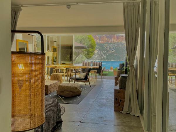 Hotel de La Plage - Mahogany : photo 4 de la chambre appartement 1chambre avec piscine prive et terrasse avec vue sur la mer 