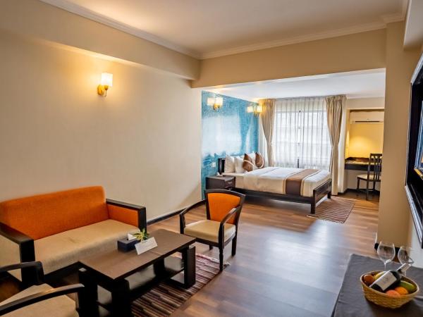 Hotel Sarowar : photo 10 de la chambre chambre Élégante suisse