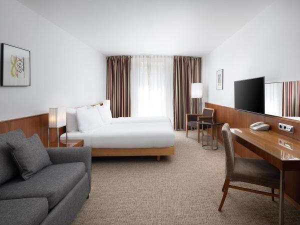 K+K Hotel Opera : photo 1 de la chambre hébergement spacieux urbain