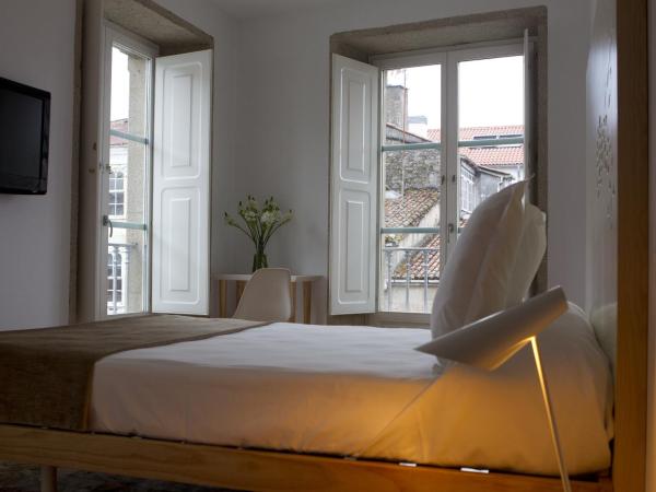Hotel Pazo de Altamira : photo 9 de la chambre chambre double avec lit d'appoint