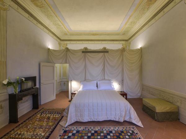 Torre dei Lari Residenza d'Epoca : photo 6 de la chambre chambre double deluxe