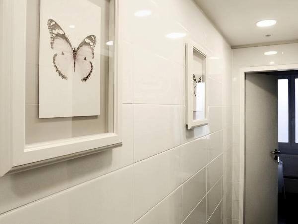 Sleephotels : photo 3 de la chambre chambre simple avec salle de bains commune