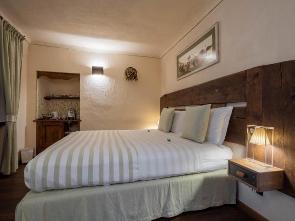 Domus Antica Aosta : photo 3 de la chambre chambre double supérieure avec balcon